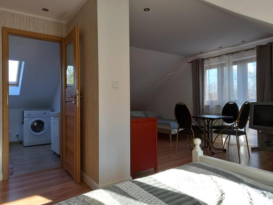 Appartement Mroczkowka à Debowiec  Extérieur photo