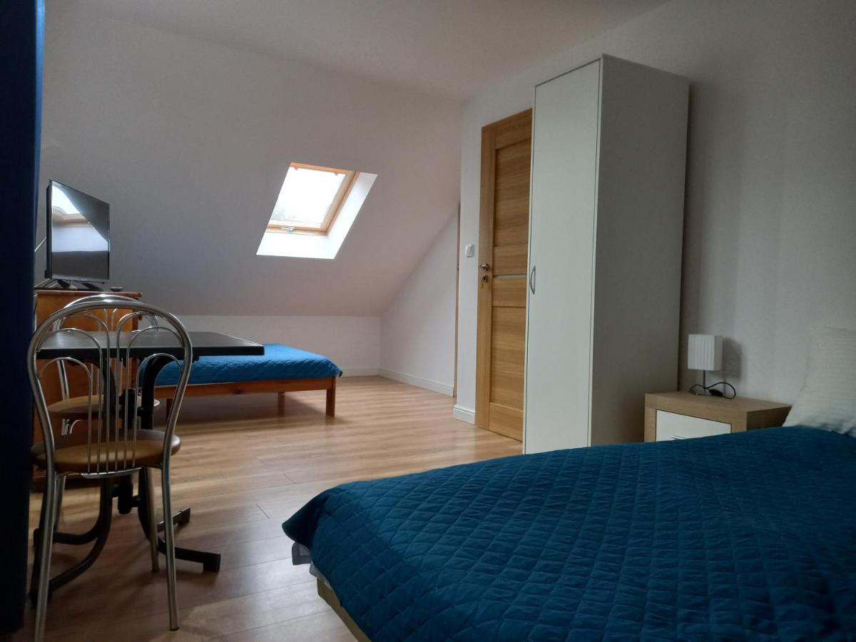 Appartement Mroczkowka à Debowiec  Extérieur photo