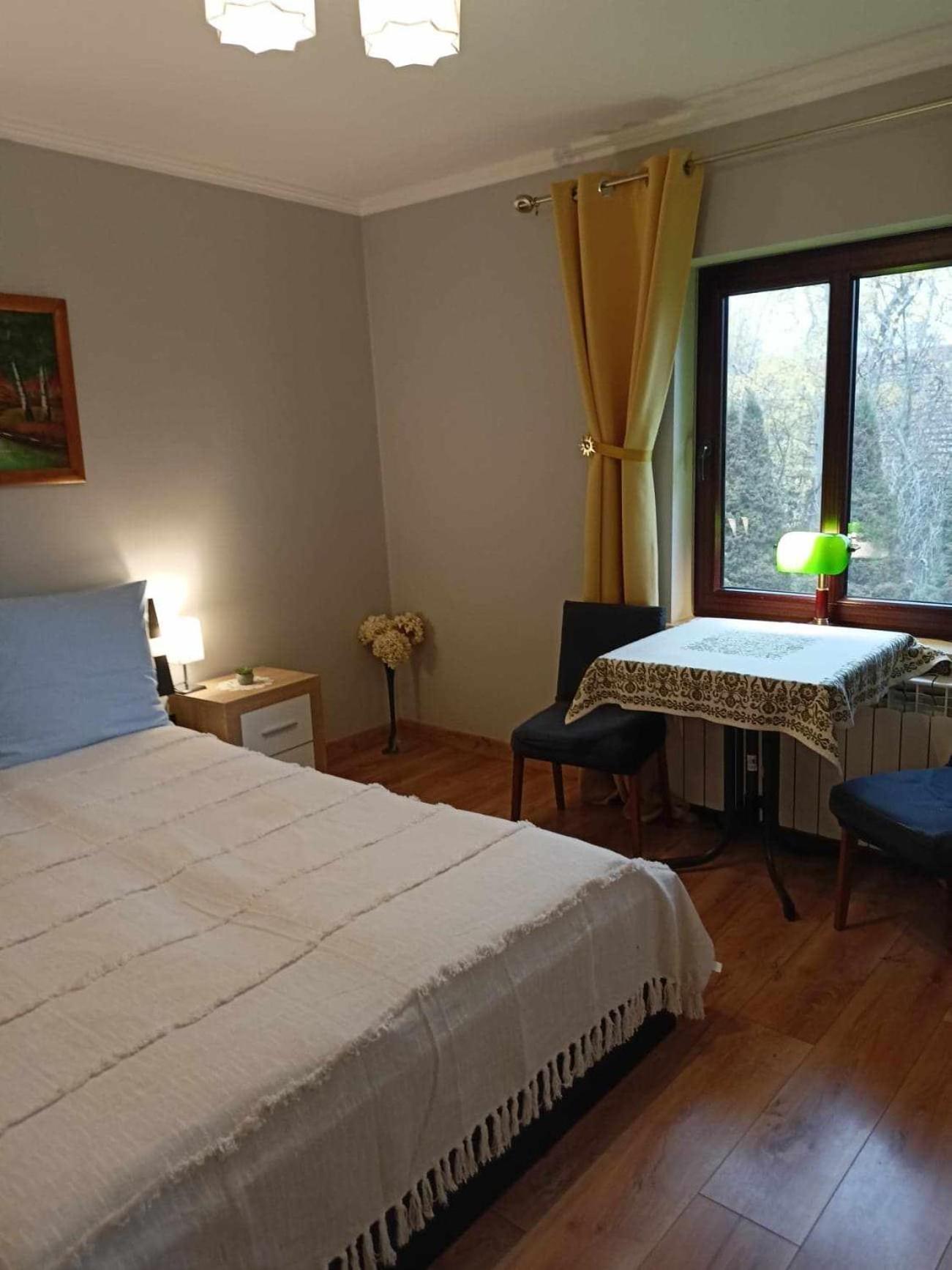 Appartement Mroczkowka à Debowiec  Extérieur photo